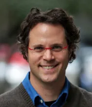 Profile picture for user raphael_1_2